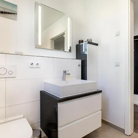 Apartment Ostseeallee Ostseeallee 4-32 4*