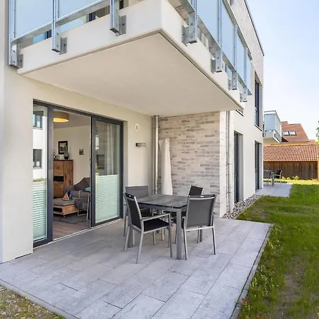 Ostseeallee Ostseeallee 4-32 شقة 4*